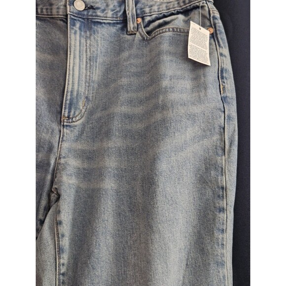 Lands End Women's Size 12 Classic High Rise Boot Leg Light Wash Denim Jeans New - Picture 4 of 11